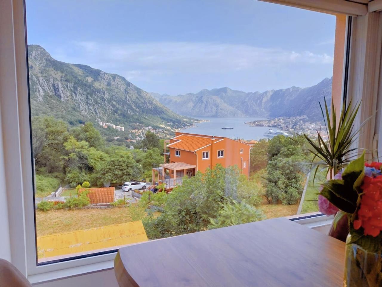 Apartment Dora Kotor Exterior photo
